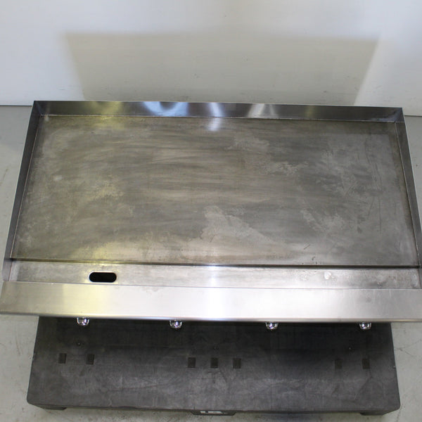 AG Equipment AGGR-122-NG C/Top Griddle (4)