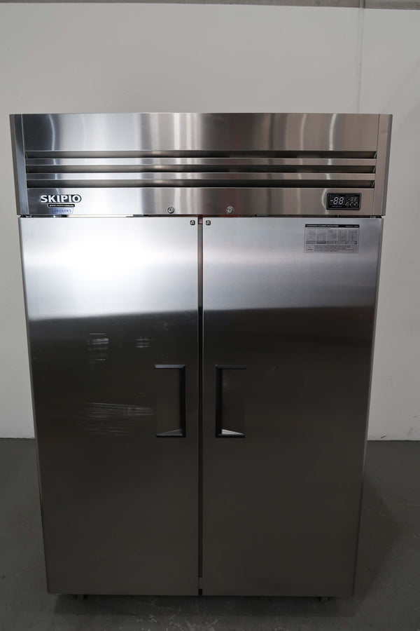 Skipio SRT45-2 2 Door Upright Fridge (2)