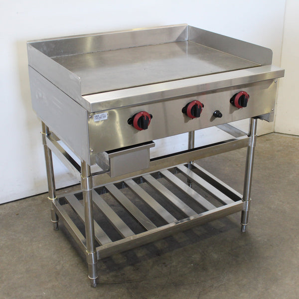 Gasmax RGT-36E 3 Burner Griddle (2)