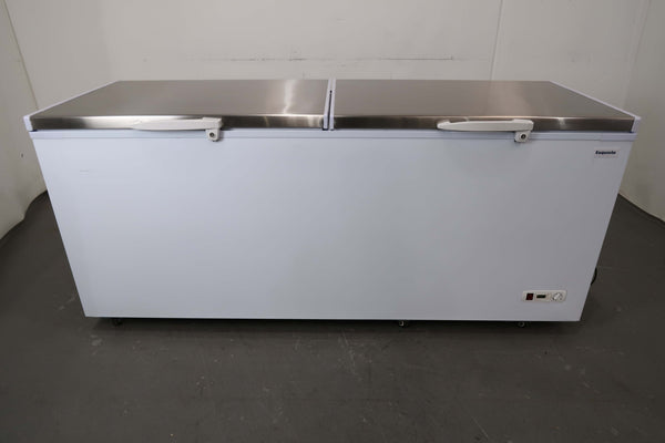 Exquisite ESS750H Chest Freezer (2)