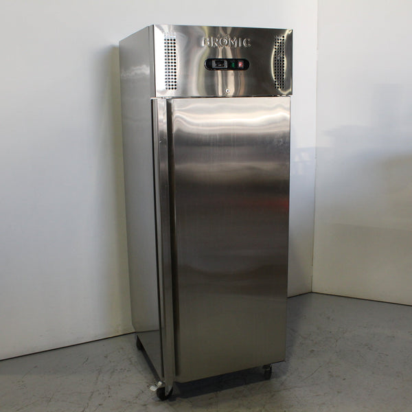 Bromic UC0650SD Upright Fridge (2)