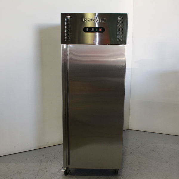 Bromic UC0650SD Upright Fridge (3)