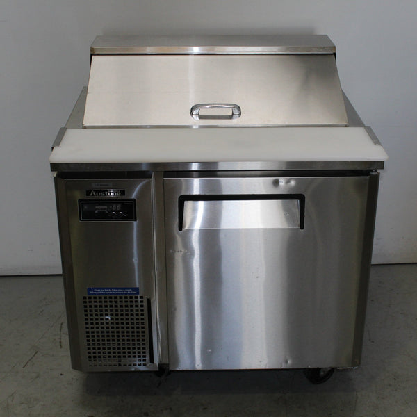 Austune KHR9-1 Sandwich Prep Bench (3)