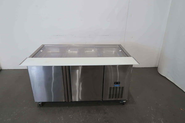 Topaz HTN2BASDSS - Sandwich Prep Bench (2)