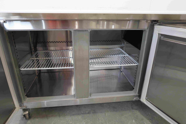 Topaz HTN2BASDSS - Sandwich Prep Bench (5)