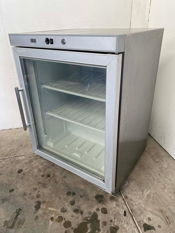 FED HF200G Undercounter Freezer (4)