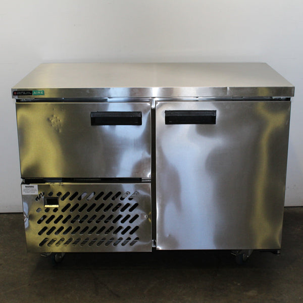 Anvil UBS6120 Undercounter Fridge (3)