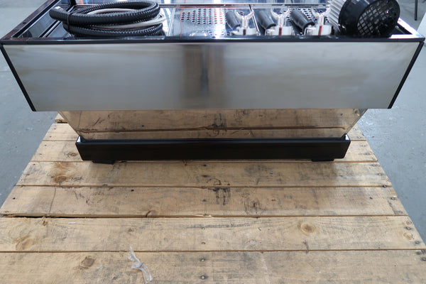 La Marzocco LINEA 3 Group Coffee Machine (4)