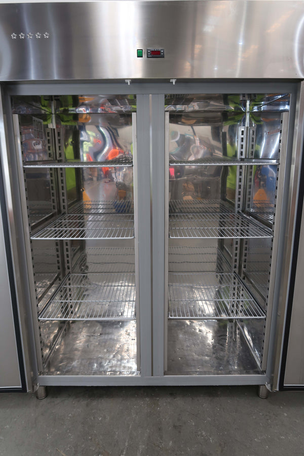 FED AFMIDMTN Upright Fridge (5)
