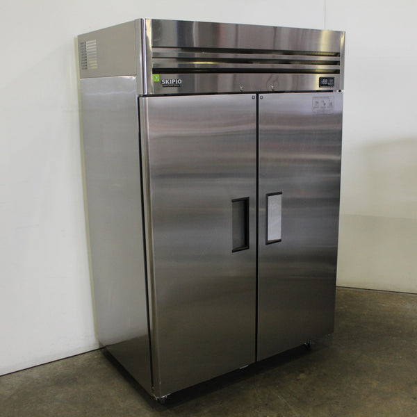 Skipio SRT45-2 2 Door Upright Fridge (2)