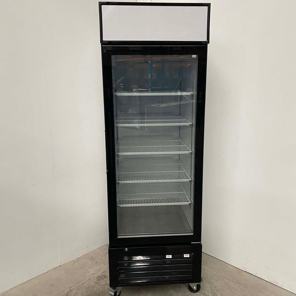 Novachill SM600GF Upright Fridge (2)