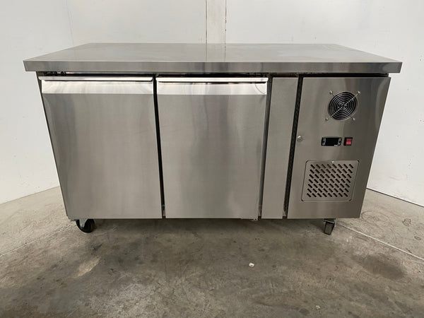 FED GN2100BT Undercounter Freezer (2)