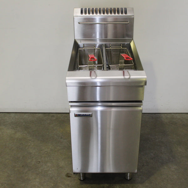 Waldorf FN8226G Split Pan Fryer (3)