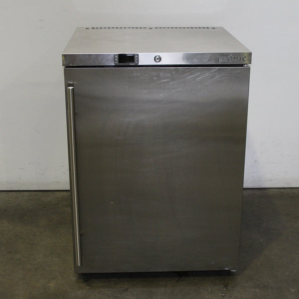 Bromic UBF0140SD 1 Door Bar Freezer (3)