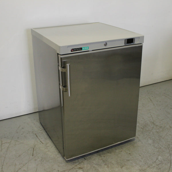 Anvil FBC0200 1 Solid Door Bar Fridge (2)