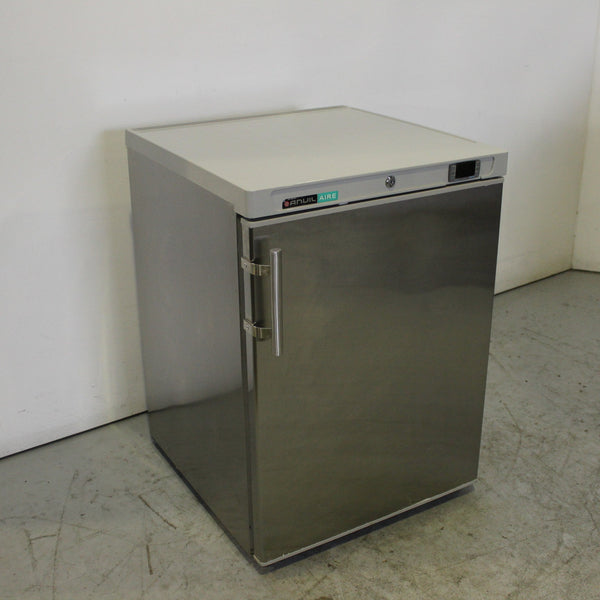 Anvil FBC0200 1 Solid Door Bar Fridge (2)