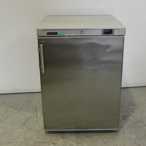 Anvil FBC0200 1 Solid Door Bar Fridge (3)