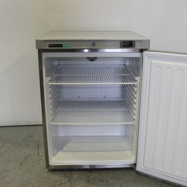 Anvil FBC0200 1 Solid Door Bar Fridge (4)