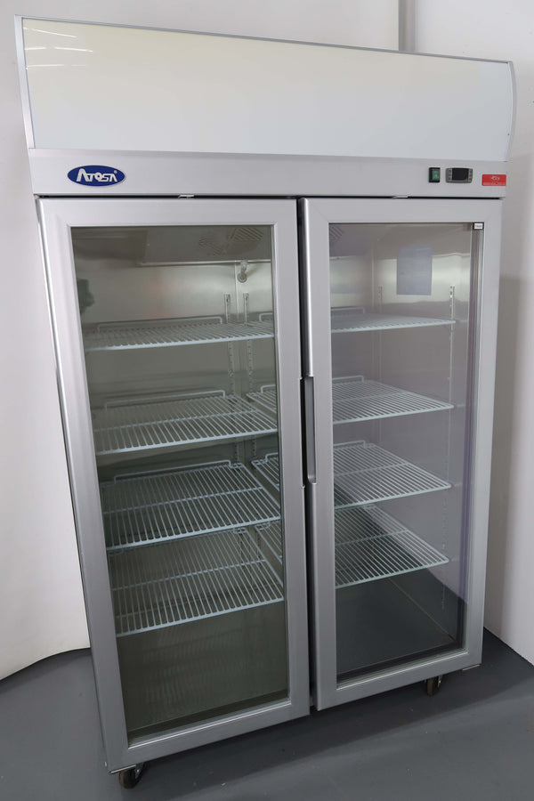 Atosa YCF9408 Upright Freezer (2)