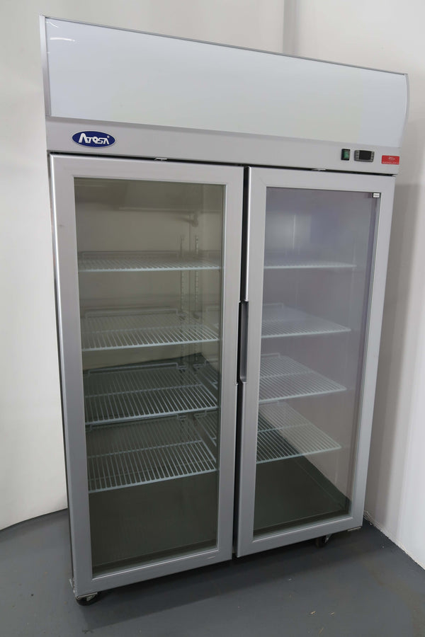 Atosa YCF9408 2 Door Upright Freezer (2)