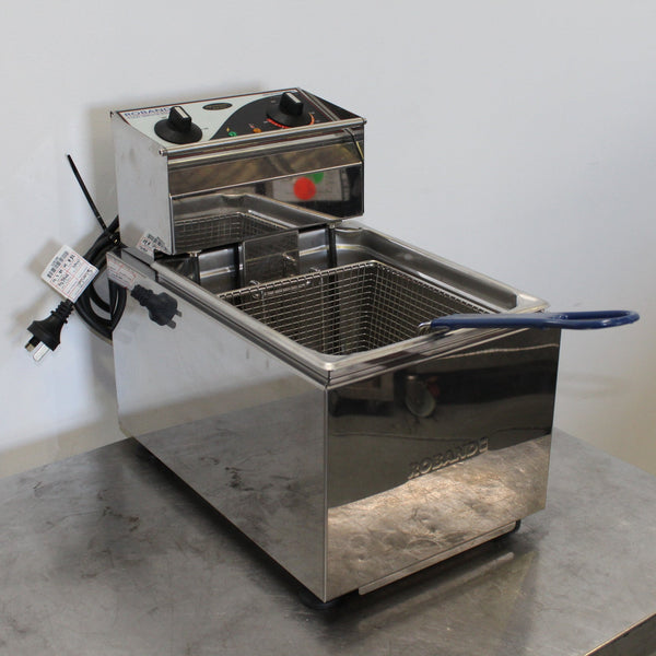 Roband F18 C/Top 1 Pan Fryer (2)