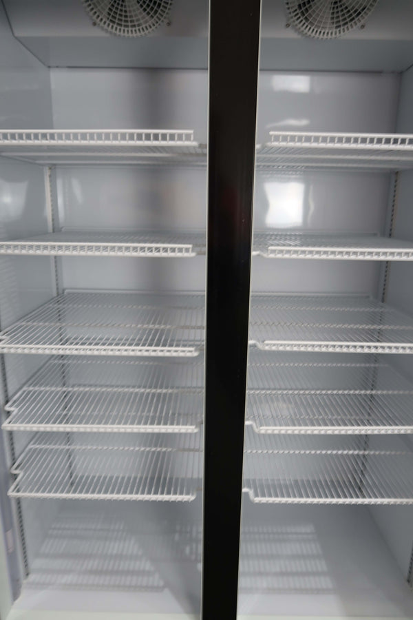 Crusader CCE1130 Upright Fridge (5)