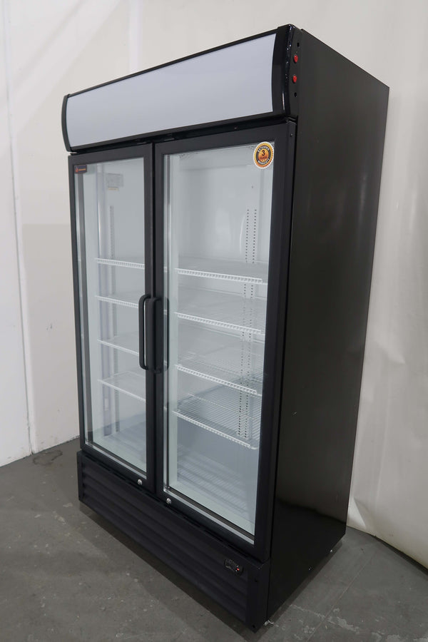 Crusader CCE1130 Upright Fridge (2)