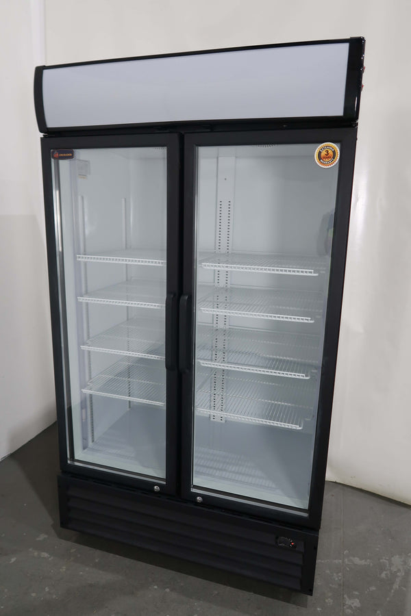Crusader CCE1130 Upright Fridge (3)