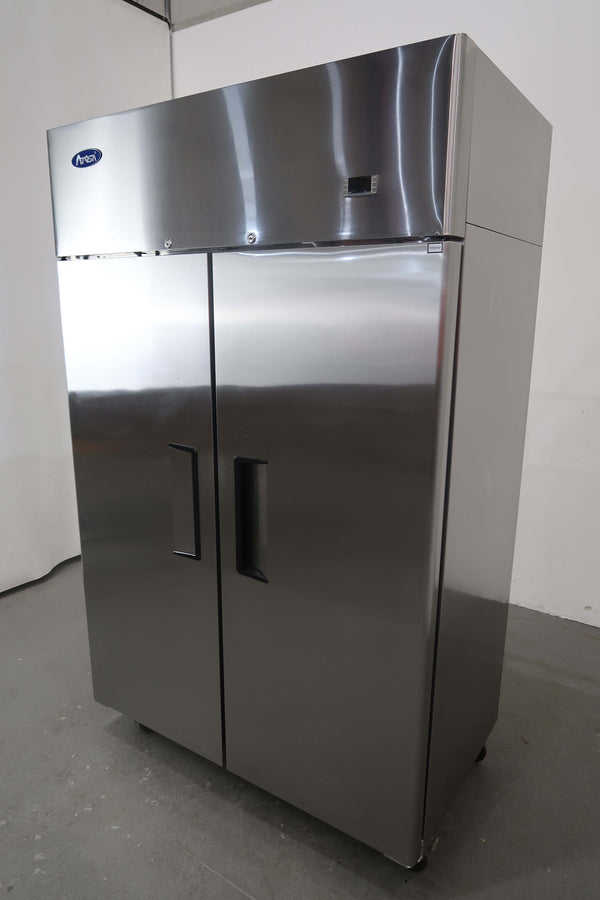 Atosa YBF9218 Upright Fridge (2)