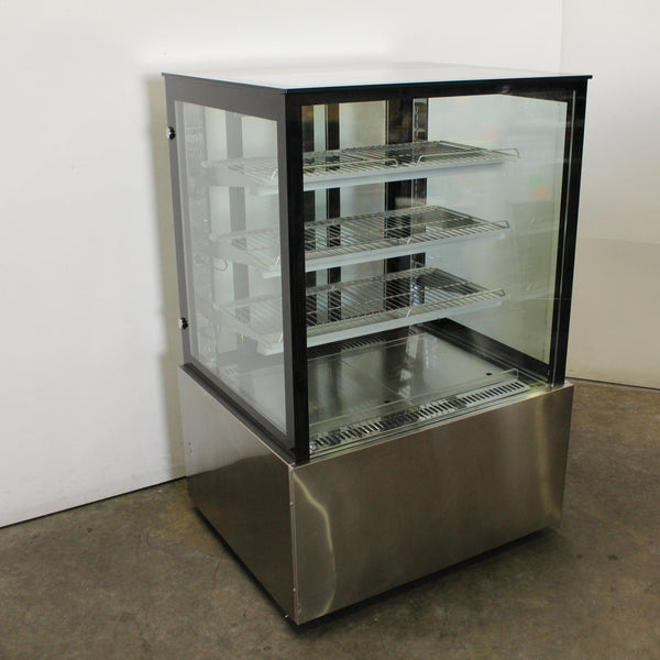 FED SL830V Display Cake - Square (2)