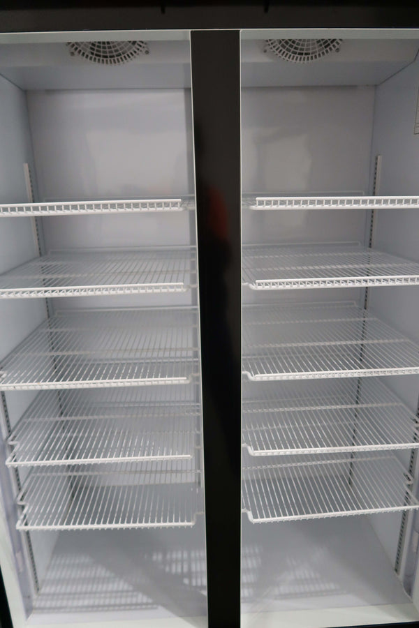 Crusader CCE1130 Upright Fridge (5)