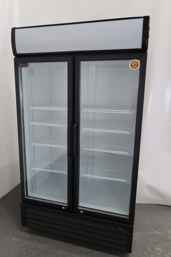 Crusader CCE1130 Upright Fridge (3)