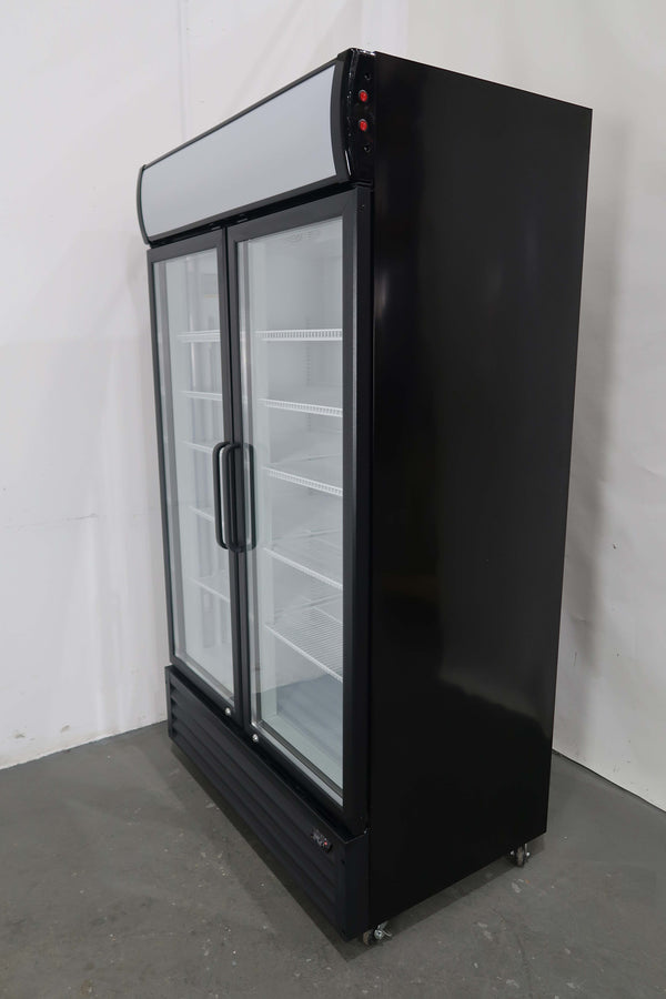 Crusader CCE1130 Upright Fridge (2)