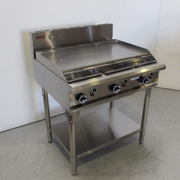 LKK LKKOB6A 3 Burner Griddle (2)