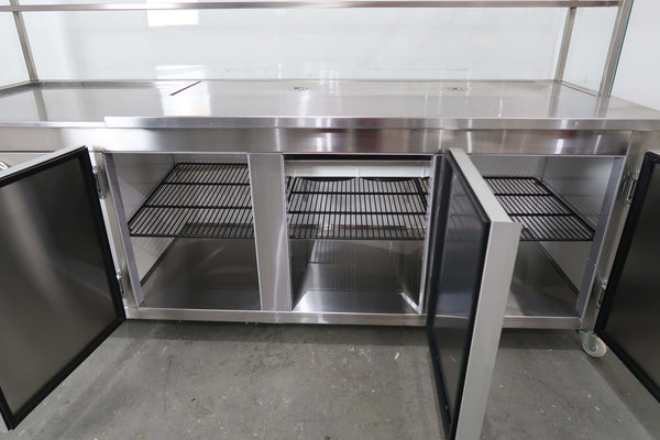 IFM 24R Pizza Prep Bench (5)