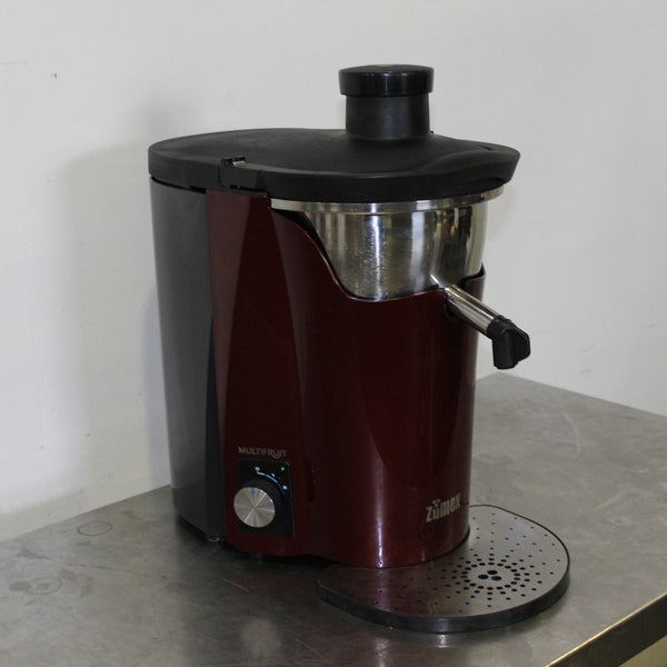 Zumex MULTIFRUIT LED Juicer (2)
