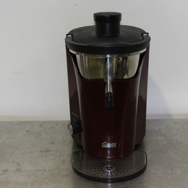 Zumex MULTIFRUIT LED Juicer (3)