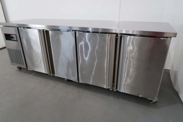 Artisan M2324 Undercounter Freezer (2)