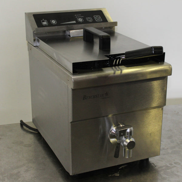 FED Benchstar IF3500S Countertop Fryer (2)