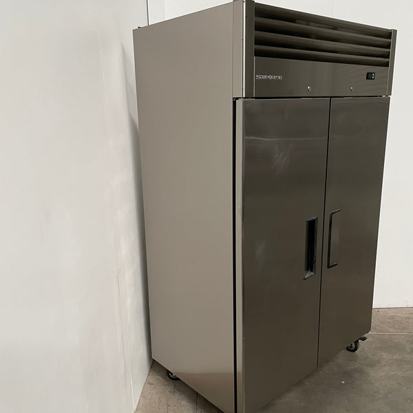 Skope RF7.UPF-2.SD Upright Freezer (4)