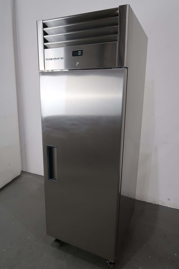 Skope RF7 UPR 1 SD Upright Fridge (2)