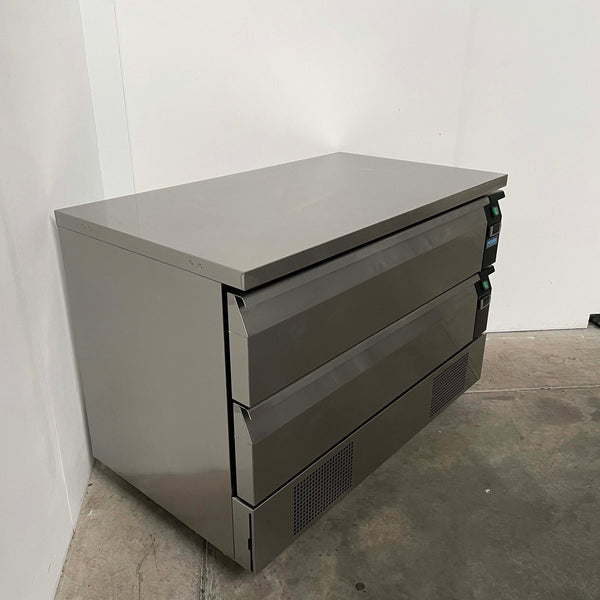 Polar DA997-A Undercounter Fridge (4)