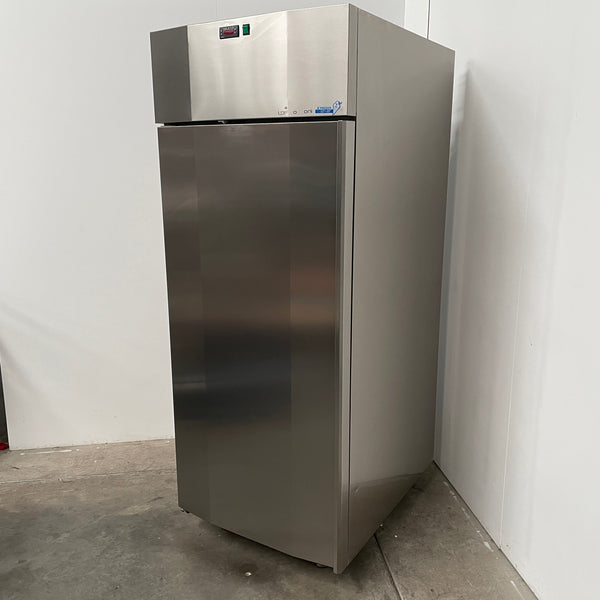 Longoni XGN 900 Upright Freezer (3)