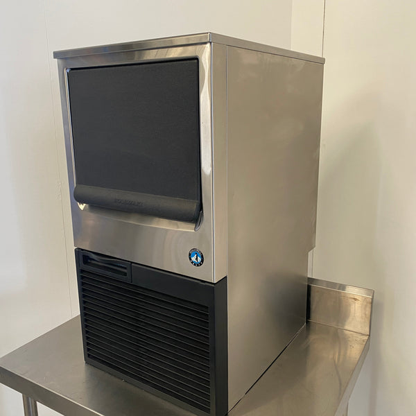 Hoshizaki KM-40B Ice Machine (2)