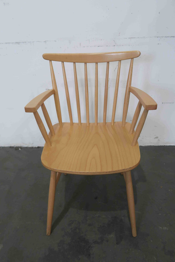 Fameg 8226596 Chairs x 8 Chairs (2)