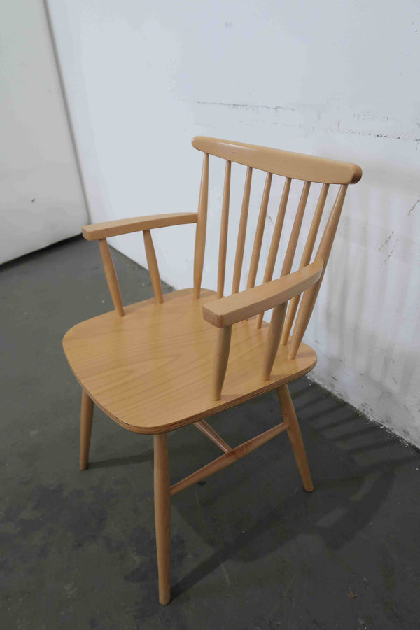 Fameg 8226596 Chairs x 8 Chairs (3)