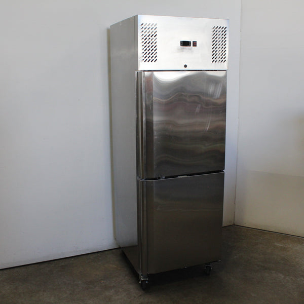 FED SN500TNM Upright Fridge (2)