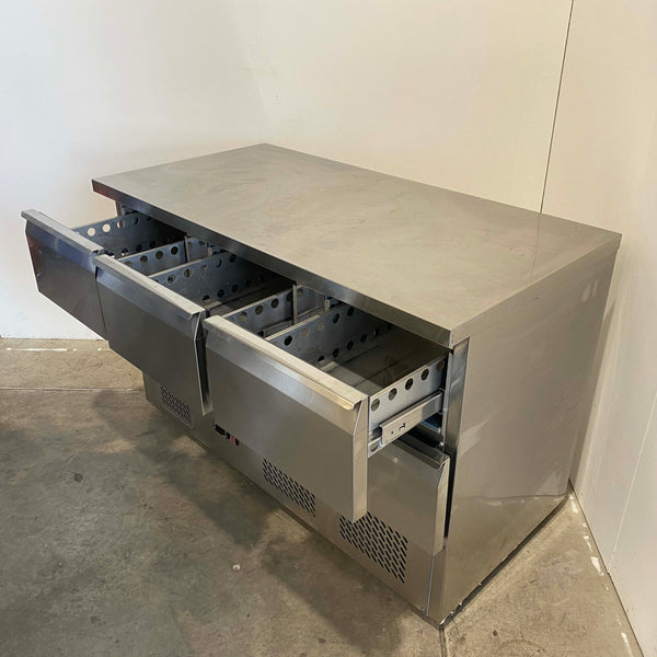 FED GNS1300-6D U/C Drawer Fridge (6)