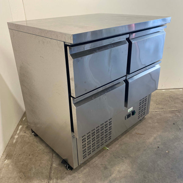 FED GNS900-4D Undercounter Fridge (4)