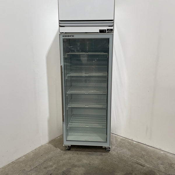 Skope VF650X : LT65GY Upright Freezer (2)